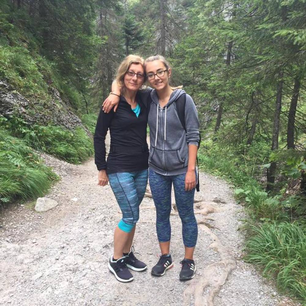 Meet your Posher, Agata